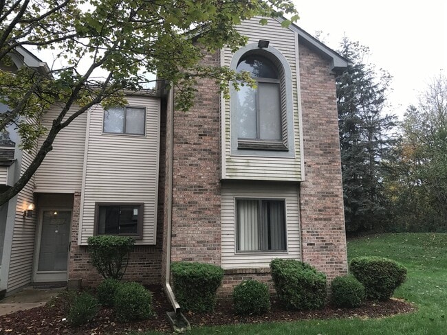 Photo - 42825 Lilley Pointe Dr Unidad 42825