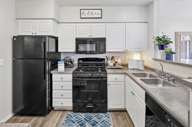Vista Grove Apartments