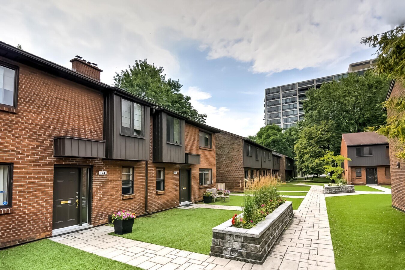 Photo - PH 2 - TH River