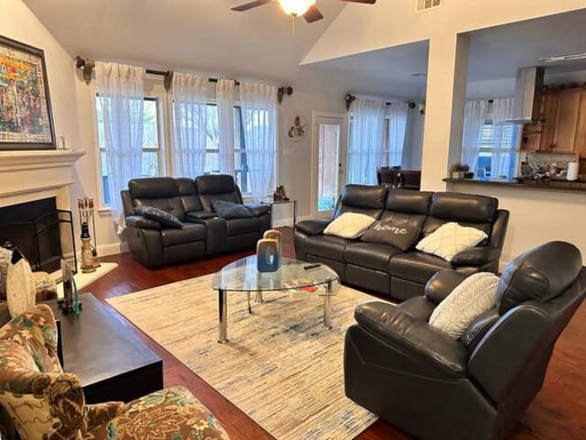 Photo - 3100 W Glenwood Dr