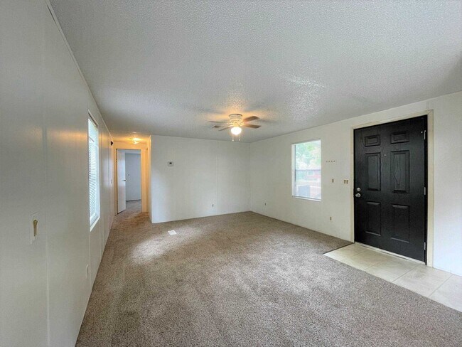 Photo - 5801 Flaxman St