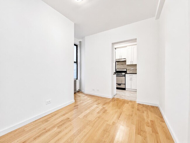 Photo - 1270 First Avenue Unit 3B