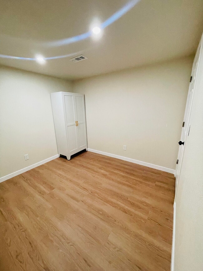 Photo - 6520 Depew Ct