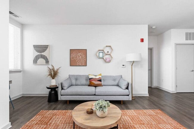 Photo - 747 N College Ave Unit ID1014526P