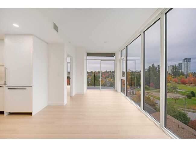 Photo - 13572-1398A 98a Ave Unit 808