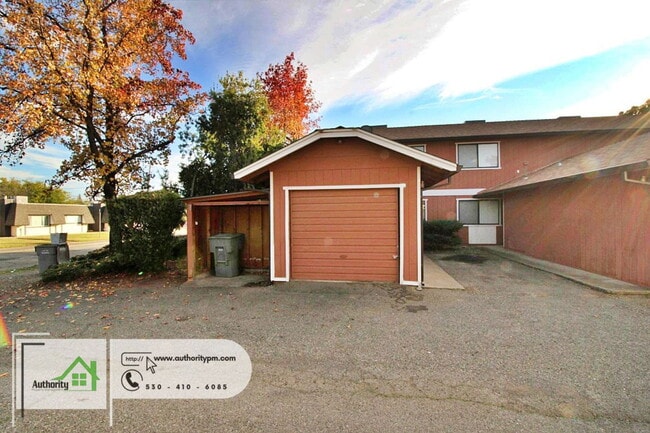 Photo - 2750 Shasta View Dr Unit 1