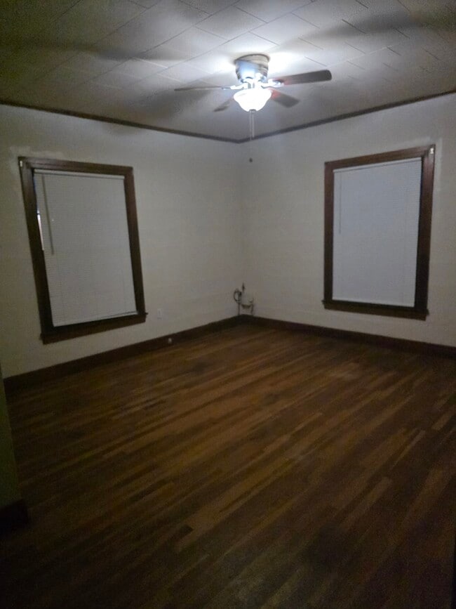 Photo - 308 N Trinity St