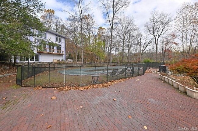 Photo - 27 Sky Meadow Rd