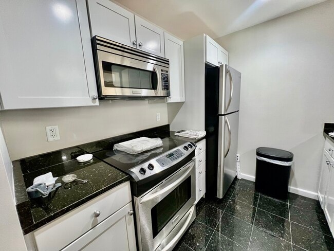 Photo - 1661-1663 Washington St. Unit 203 Unit 203