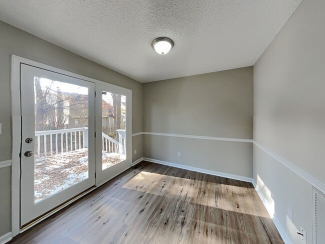 Photo - 3617 Abercromby Dr