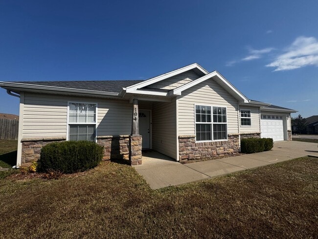Building Photo - Charming 3-Bedroom Home Near Fort Leonard Wood