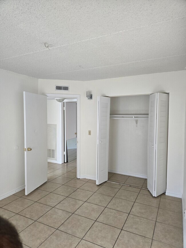 705 Michigan Ct