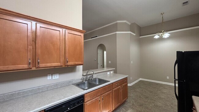 2634 Bending Elm Cove
