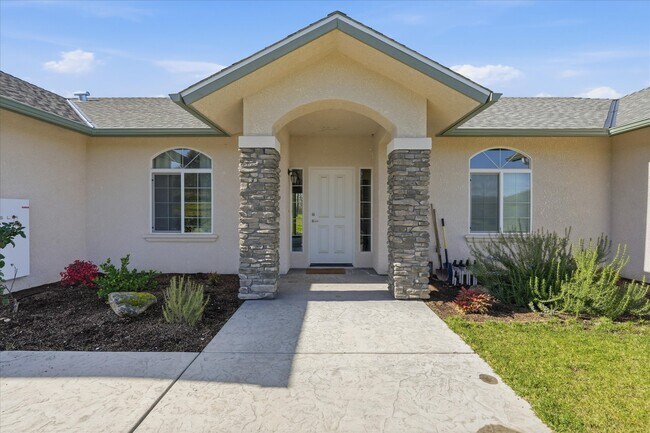 Photo - 30535 Rd 400