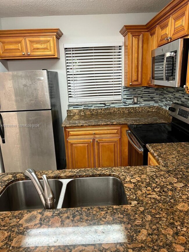 Photo - 1561 Balfour Point Dr Unidad B