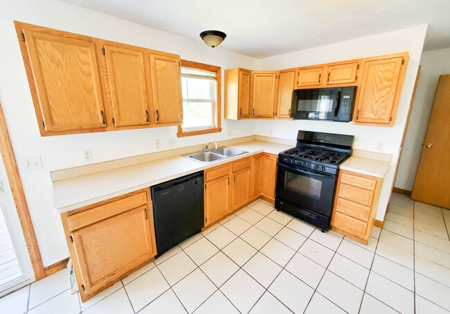 Photo - 3543 Zimmerman Rd