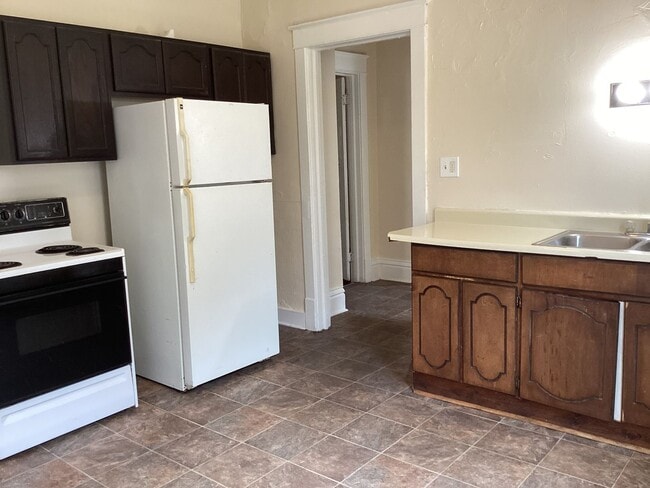 Photo - 2445 N 37th St Unidad Lower