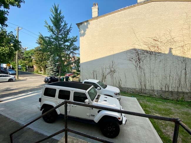 Photo - 451 Warner St Unit 2