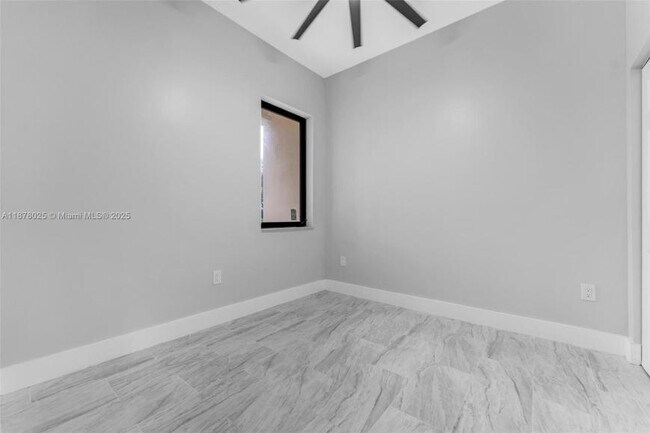 Photo - 4 bedroom in Little river FL 33167