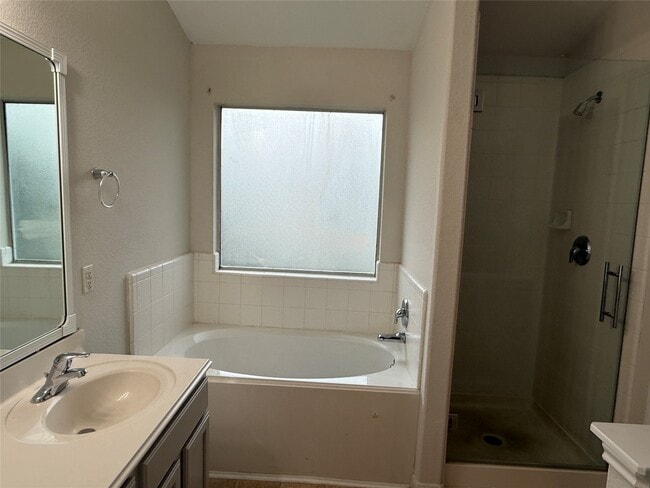 Building Photo - 21315 Bella Mountain Dr