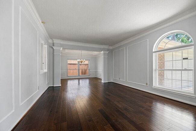 Photo - 10331 Millridge N Dr