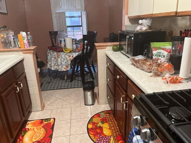 Photo - 310 Lenox Rd