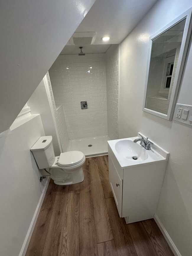 Building Photo - 478 S Main St Unit #3