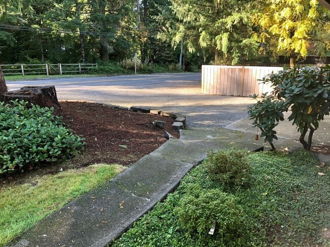 Photo - Charming 3 Bedroom in Cottage Lake