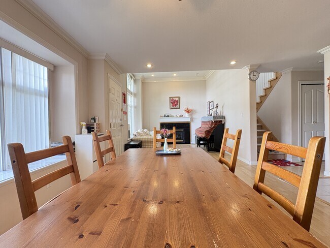 Photo - 4380 Sardis St