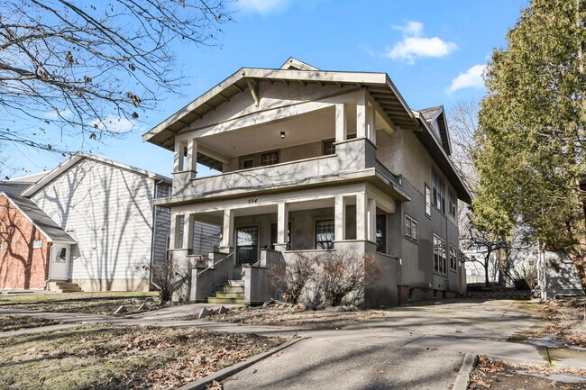 Photo - 504 W White St Townhome
