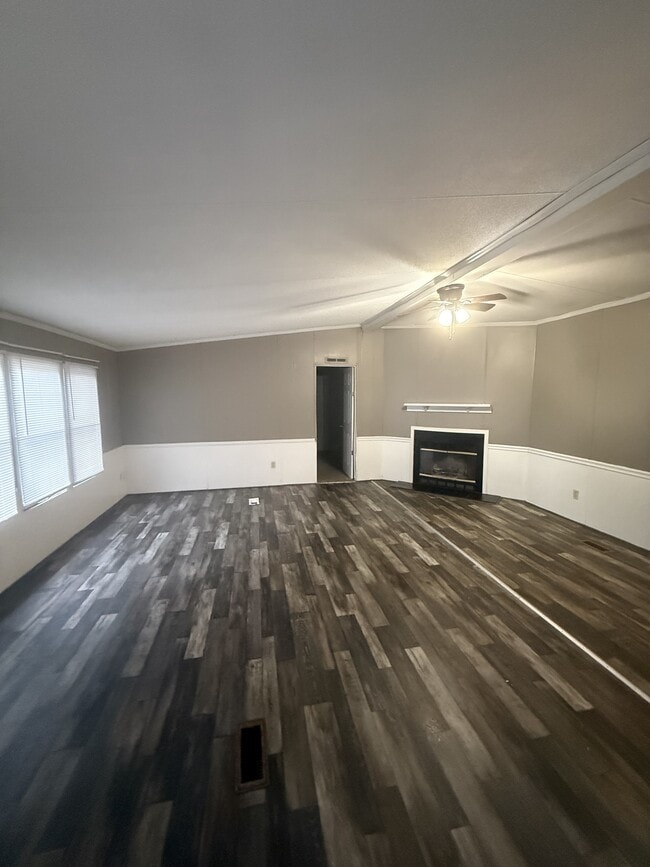 110 Elizabeth Ct