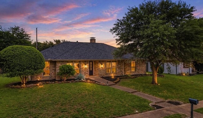 Photo - 4008 Hatherly Dr