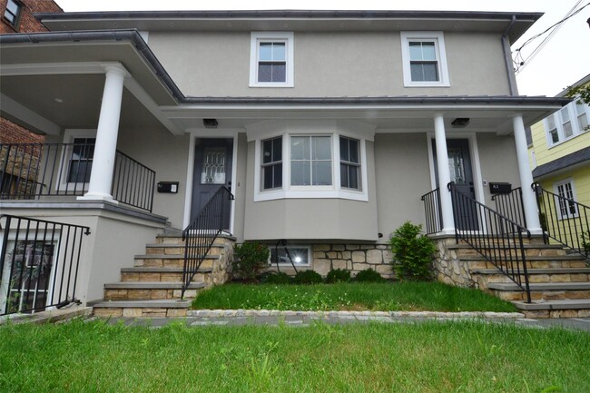 Photo - 137 Hillside Pl Apartment Unit 1