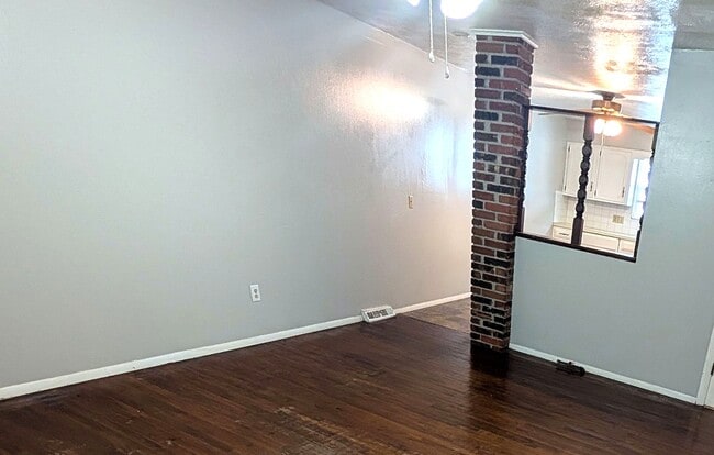 Photo - 2044 S Barcliff Ave