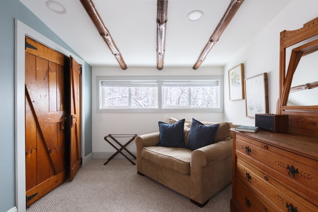 Photo - 11 Kushaqua Trl S