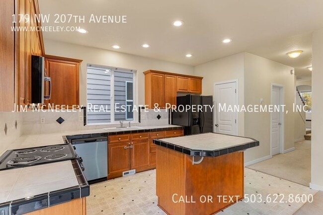 Photo - 179 NW 207th Ave
