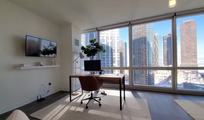 Photo - 445 N New St