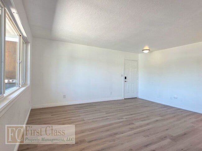 Photo - 12345 SW Hall Blvd Unit 12