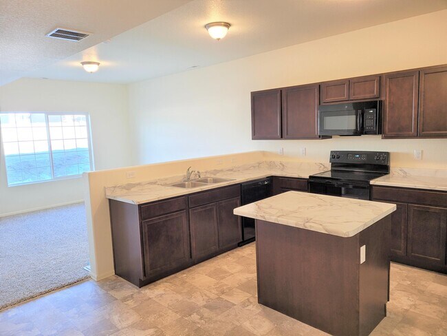 Photo - 7525 Forest Meadows Ave