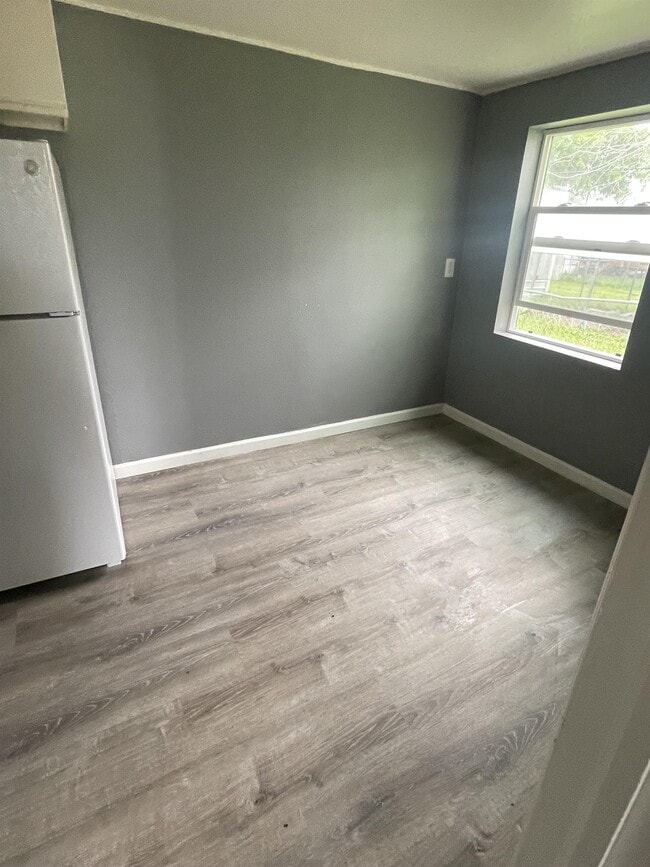 Photo - 1106 5th Ave S