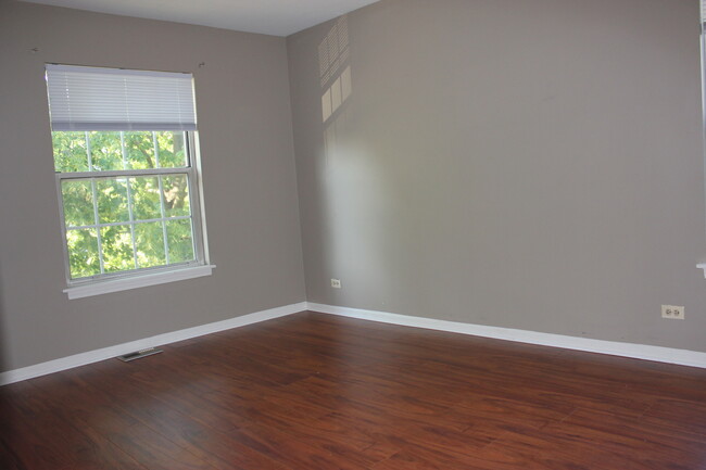 Photo - 1228 Bradwell Ln Unidad D