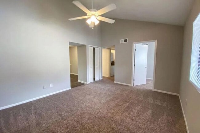 Photo - 15100 Golden Eagle Dr Apartamento Unidad 208