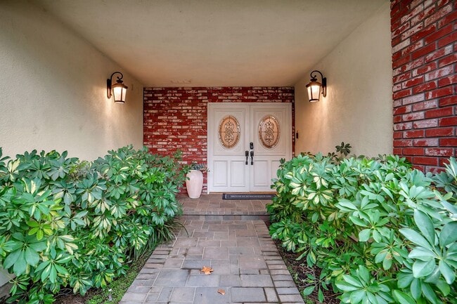 Photo - 23022 Peacock Ct