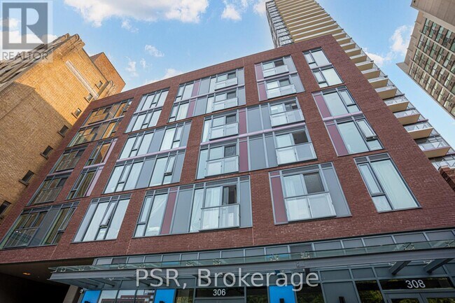 Photo - 308 Jarvis St