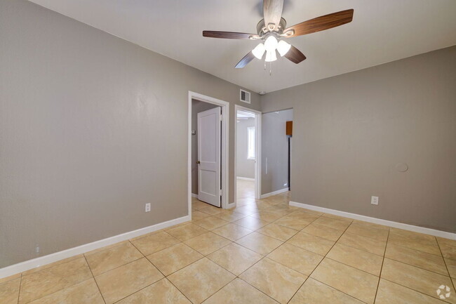 Building Photo - 9316 E Balsam Ave Unit 31 Rental