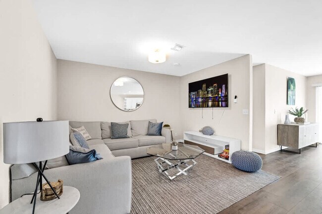 Building Photo - 3624 SW 22nd St Unit ID1372359P