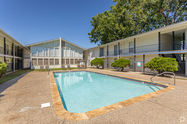 Whispering Oaks Apartments - Whispering Oaks Apartments