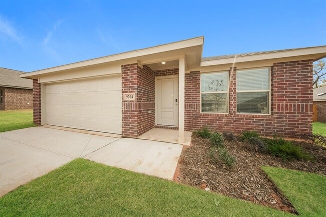 Photo - 9204 SW 20th St