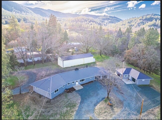 Photo - 6208 Dark Hollow Rd Unit #A