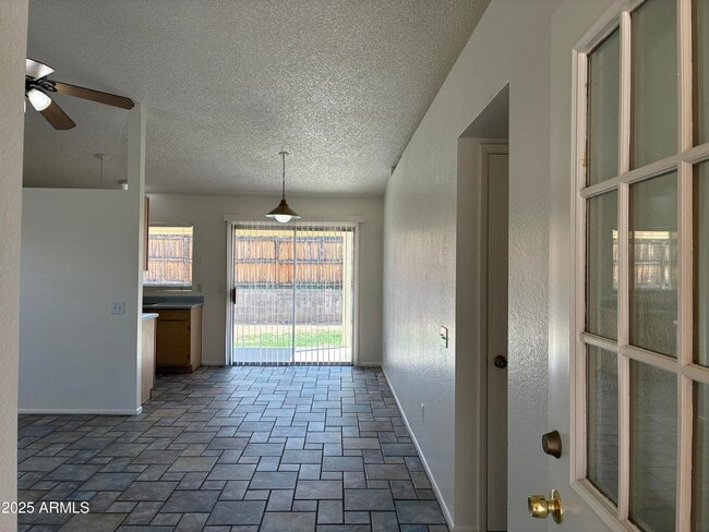 Photo - 3233 W Mohawk Ln